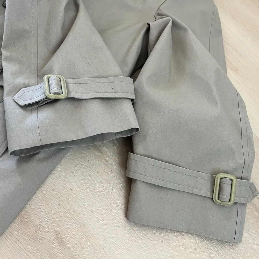 Vintage 60s London Fog Men's Size 42 Short Light Grey Khaki Classic Trench Coat